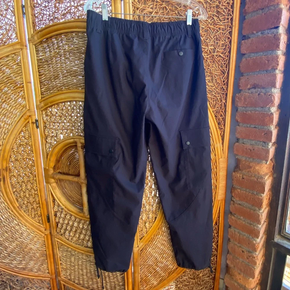 New Jordan Men’s Black Cargo Pants with Logo Patch